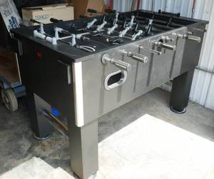 lot 2 image: Wilson Foosball table in very good condition