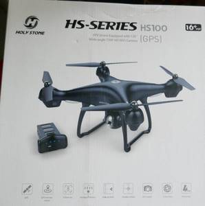 lot 8 image: Holy Stone HS100 Drone