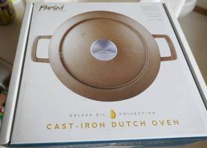 lot 16 image: New Parini Cast Iron Dutch Oven 3.5 Qt
