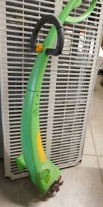 lot 23 image: Electric Garden tiller, tested, working