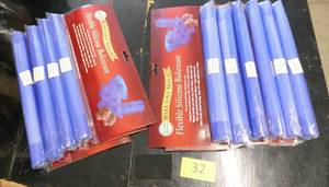 lot 32 image: 10 Silicone baking sheets