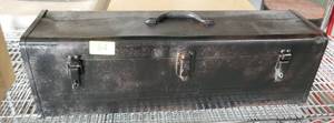 lot 64 image: Craftsman Toolbox