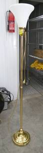 lot 93 image: Floor lamp about 5 ft tall
