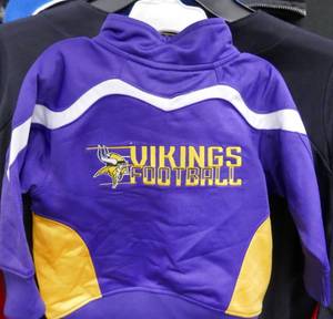 lot 95 image: Toddler 12 months Vikings Outfit