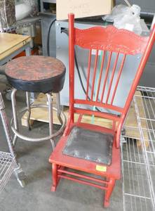 lot 116 image: Kids Rocking chair and bar stool