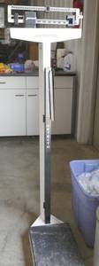 lot 119 image: Detecto medical weight scale - works good