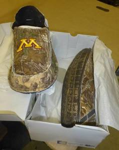 lot 182 image: New Mens 12 Medium Camo Minnesota Gophers shoes