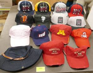 lot 186 image: Lot of ballcaps