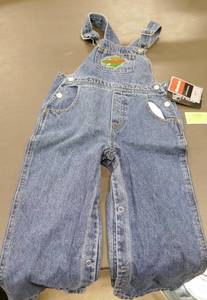 lot 188 image: Toddler Size 4T MN Wild bibs