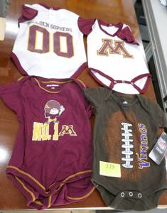 lot 229 image: 4 infant onesizes 0-3 month 3-6