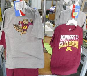 lot 234 image: 4 MN Gophers tshirts, 2 size 8 and 2 size 1012