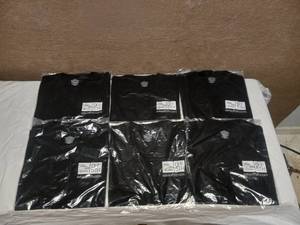 6 NEW SAKS FIFTH AVENUE T-SHIRTS SIZE LARGE