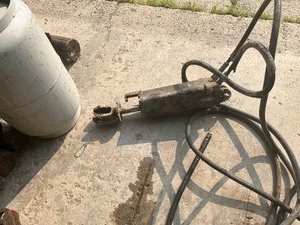 lot 21 image: Hydraulic Cylinder
