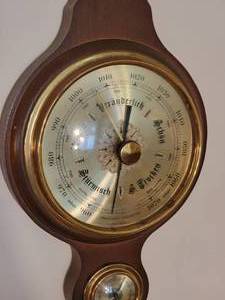 lot 23 image: German Banjo Barometer