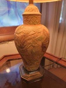 lot 25 image: Crane Relief Ginger Jar Lamp