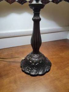 lot 34 image: Nouveau Tiffany Style Lamp