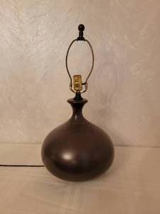 lot 121 image: Retro Bulbous Table Lamp