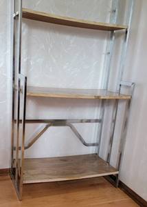 lot 8 image: Retro Chrome with Wood Shelves Bakers Rack
