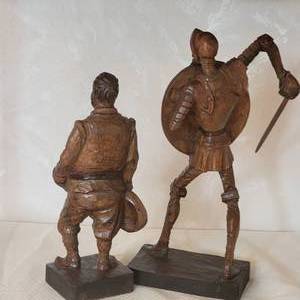 lot 42 image: Midcentury Ouro Spanish Carved Conquistadors  lot of 2