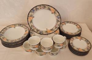 lot 63 image: Mikasa Chinaware Service  Garden Harvest Pattern