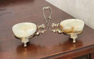 lot 46 image: Green Onyx Salt & Pepper Cellars