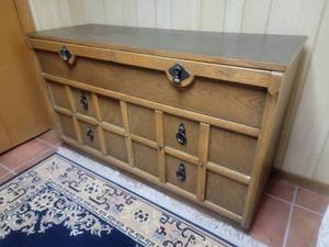 lot 67A image: Retro MCM 6 Drawer Dresser