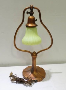 lot 2 image: Handel Copper Lamp with Glass Shade