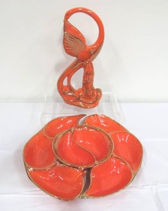 lot 29 image: Orange California Pottery Lazy Suzan and Tall Bird Sculpture
