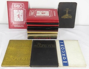 lot 157 image: 19 Vintage Local Yearbooks, Annandale MN, Buffalo Mn, Duluth & More