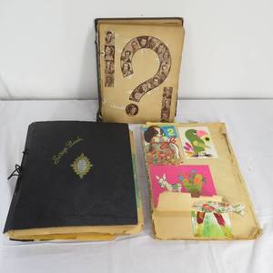 lot 80 image: Scrapbooks & Pages of Vintage Ephemera Greeting CardsValentines