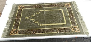 lot 193 image: Beautiful Green 43 x 28 VelvetSilk() Wall Tapestry