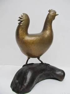 lot 31 image: Excellent Hand Signed & Numbered Hammered Brass Sculpture of a Hen
