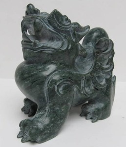 lot 32 image: Hand Carved Vinatge Chinese Green Stone or Jade Foo Dog or Dragon Sculpture