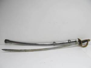 lot 81 image: Quality Replica Military Style Saber Sword