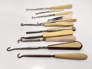 lot 179 image: Lot of Vintage & Antique Button Hooks Sewing Tools - Bone Handles