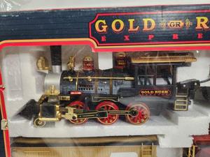 lot 186 image: Large GOLD RUSH EXPRESS New Bright Train Set