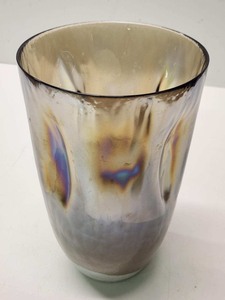 lot 257 image: LARGE & Beautiful Signed MURANO Glass Vase