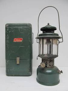 lot 135 image: Vintage 1950s COLEMAN Metal Lantern wCase