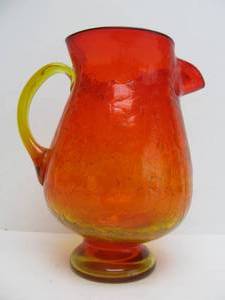 lot 167 image: Nice Vintage Blenko Amberina Crackle Glass Pitcher