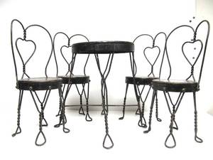 lot 251 image: Small Size 1930s era Wrought Iron Table & Chair