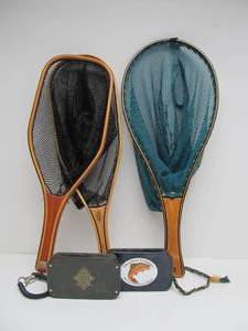 lot 304 image: Quality Like-New Flyfishing Nets & 2 Boxes of Flies
