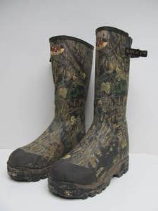 lot 326 image: ROCKY Size 11 Heavy Duty Weatherproof Boots