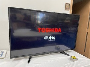 lot 339 image: Working TOSHIBA Model 49L310U Television wRemote