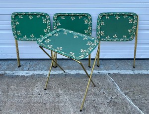 lot 340 image: Nice Set of Mid Century Folding Metal Serving Trays wStands