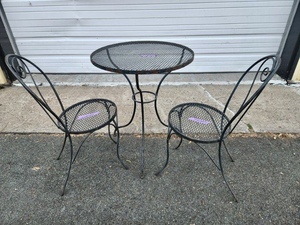 lot 366 image: Heavy Duty Iron Patio Bistro Table & Chair Set