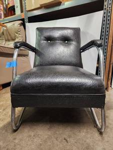 lot 376 image: Awesome Vintage Deco Mid Century Chrome & Black Lounge Chair
