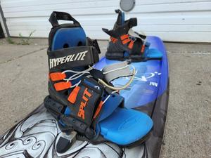 lot 374 image: Excellent HYPERLITE Motive 144 Wakeboard