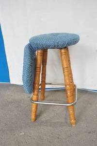 lot 12 image: kitchen stool