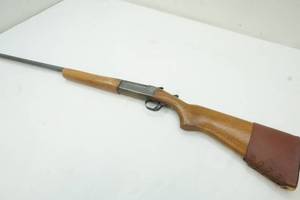 lot 28 image: Stevens 20 gauge gun