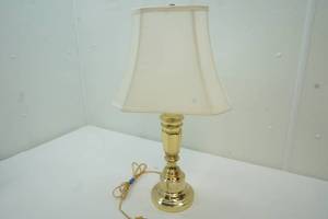lot 41 image: Lamp and shade, 25